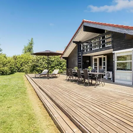 別荘 Beautiful Home In Vaeggerlose With Sauna Bøtø By